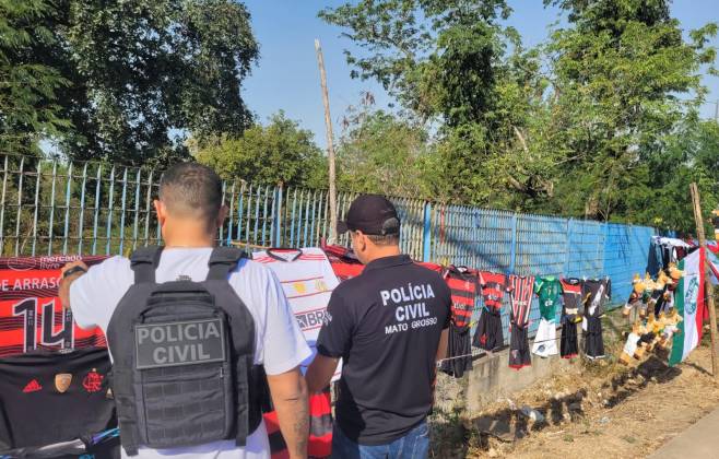 produtos-falsificados-de-times-brasileiros-sao-apreendidos-pela-policia-civil-em-cuiaba