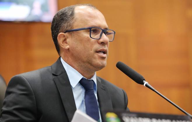 emenda-de-fabinho-garante-aulas-gratuitas-de-cursinho-pre-vestibular-em-varzea-grande