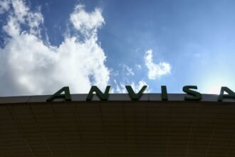 lula-cobra-da-anvisa-maior-rapidez-na-aprovacao-de-remedios