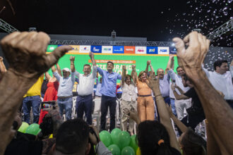 kalil-realiza-1o-grande-comicio-e-inaugura-comite-no-cristo-rei-no-dia-29-de-agosto