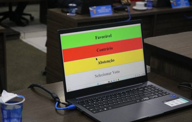 vereadores-por-varzea-grande-votam-oito-projetos-de-lei-nesta-terca-feira-(22.10)