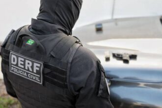 operacao-codinome-fantasma-prende-66-pessoas-e-apreende-armas,-drogas-e-dinheiro-em-cinco-cidades-de-mt