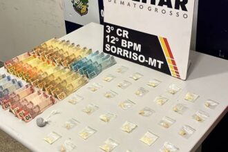 pm-apreende-63-porcoes-de-drogas-e-prende-dois-homens-em-flagrante-por-trafico