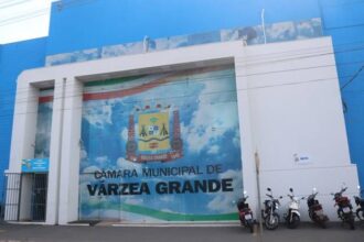 vereadores-de-varzea-grande-votam-oito-projetos-de-lei-na-sessao-ordinaria-desta-terca-feira-(29.10)