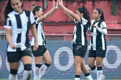 paulistao-feminino:-corinthians-vence-sao-paulo-em-1o-jogo-da-semi