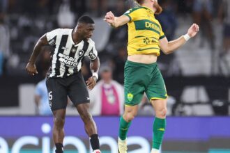 brasileirao:-botafogo-empata-com-cuiaba-e-ve-cair-vantagem-na-ponta