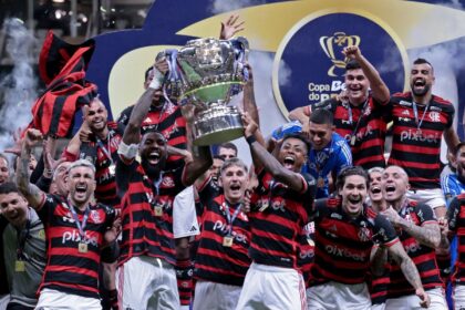 flamengo-vence-atletico-mg-e-fica-com-titulo-da-copa-do-brasil