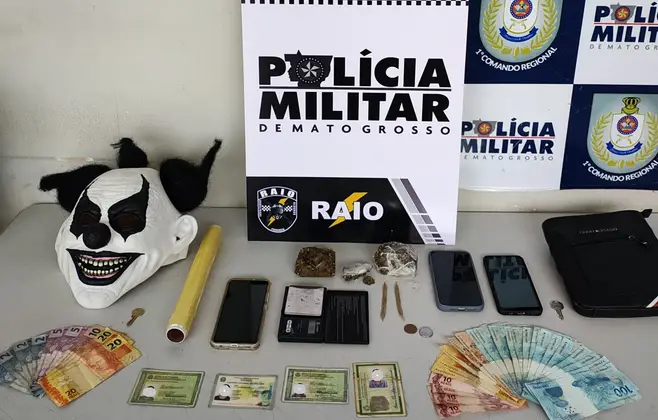 quadrilha-e-presa-em-flagrante-pela-pm-por-trafico-de-drogas-em-cuiaba