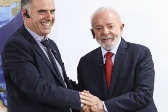 lula-recebe-presidente-eleito-do-uruguai-no-palacio-do-planalto