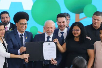 lula-lanca-programa-de-urbanizacao-de-favelas-periferia-viva