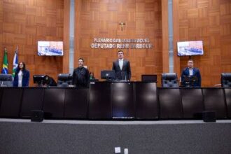 almt-entrega-112-mocoes-de-aplausos-a-lideres-religiosos