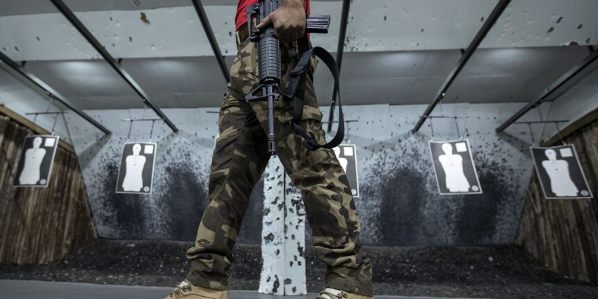 clubes-de-tiro-a-1-km-de-escolas-tem-limite-de-horario-para-funcionar