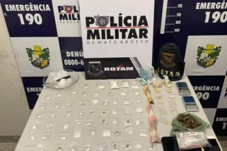 rotam-prende-cinco-membros-de-faccao-criminosa-por-trafico-e-apreende-83-porcoes-de-drogas