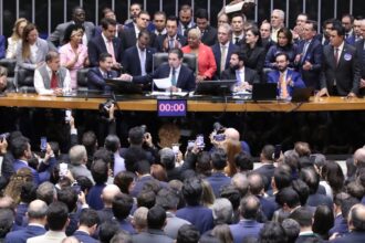 hugo-motta-e-eleito-presidente-da-camara-dos-deputados