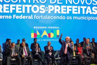 lula-diz-que-prefeituras-sao-alicerce-para-que-a-uniao-de-certo