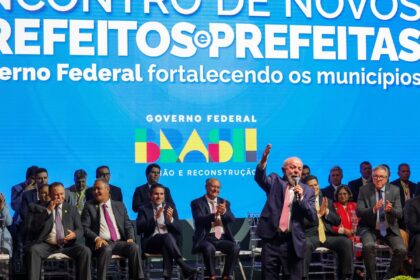 lula-diz-que-prefeituras-sao-alicerce-para-que-a-uniao-de-certo