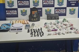 pm-prende-casal-por-trafico-e-apreende-mais-de-70-porcoes-de-drogas