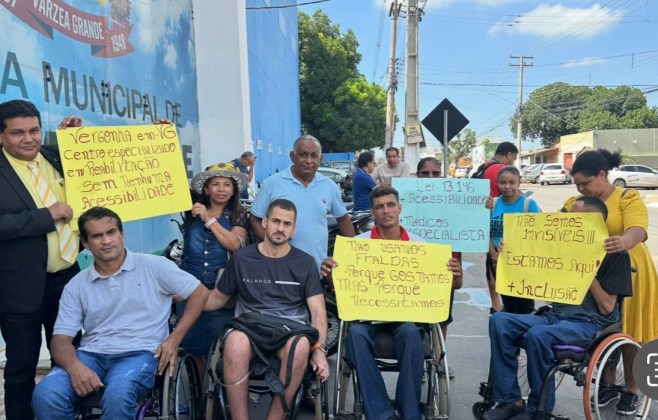 presidente-da-camara-de-varzea-grande-recebe-manifestacao-de-pessoas-com-deficiencia-e-ouve-reivindicacoes-por-acessibilidade