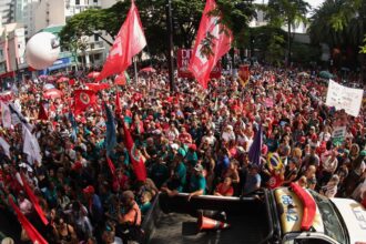 cidades-brasileiras-tem-atos-contra-anistia-a-golpistas-neste-domingo