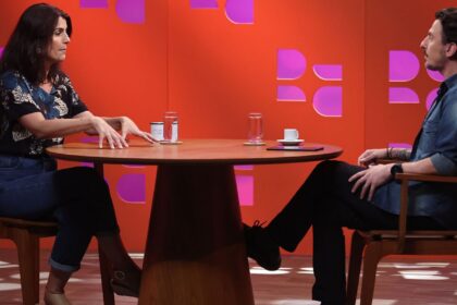 no-dr-com-demori,-manuela-d’avila-aborda-violencia-politica-de-genero