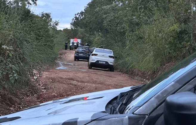 quatro-suspeitos-de-roubo-de-carro-morrem-em-confronto-com-a-policia-militar