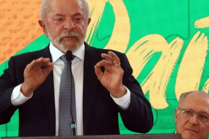 lula-envia-na-quarta-ao-congresso-projeto-que-regula-redes-sociais