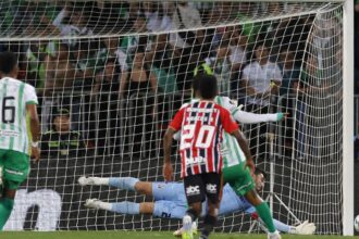 rafael-defende-penalti-e-sao-paulo-garante-empate-na-libertadores