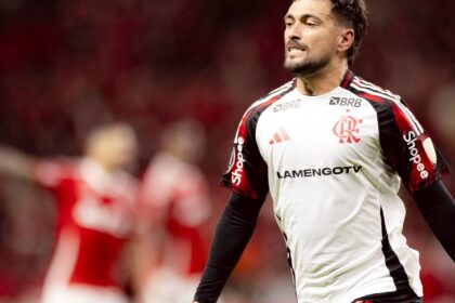flamengo-volta-a-derrotar-o-internacional-e-avanca-na-libertadores