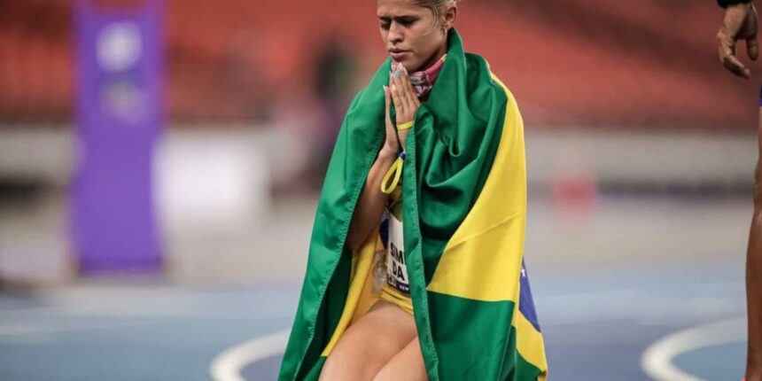 thalita-simplicio-e-tetra-mundial-nos-400-metros-classe-t11