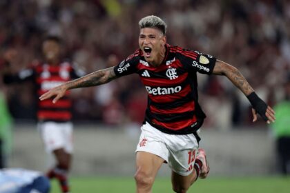 carrascal-decide-e-flamengo-fica-em-vantagem-na-semi-da-libertadores