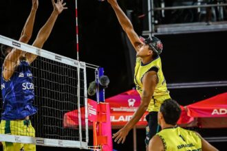 duplas-do-brasil-estreiam-com-6-vitorias-no-mundial-de-volei-de-praia
