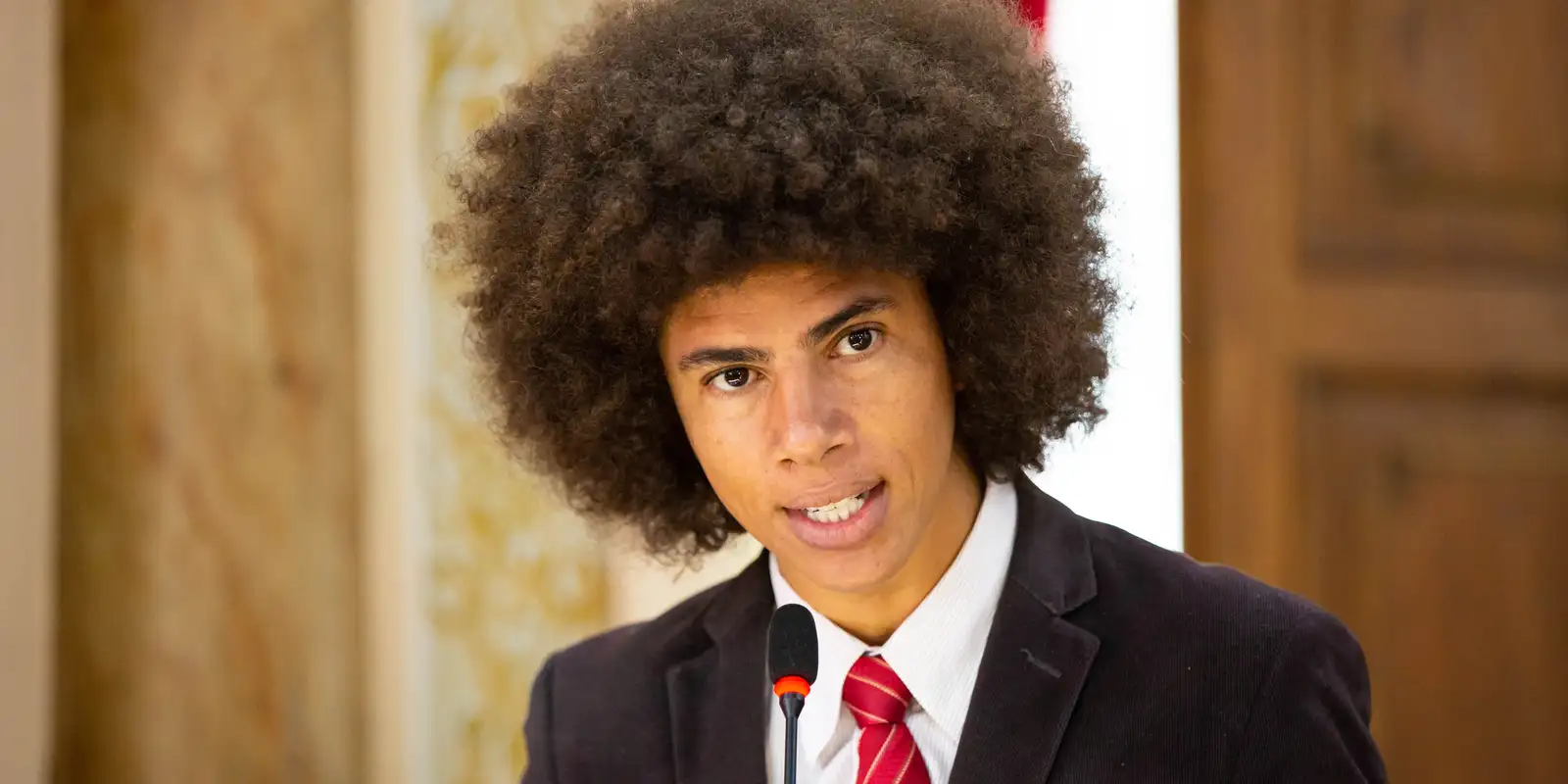 deputado-do-pr-filmado-em-briga-de-rua-diz-que-sofreu-racismo