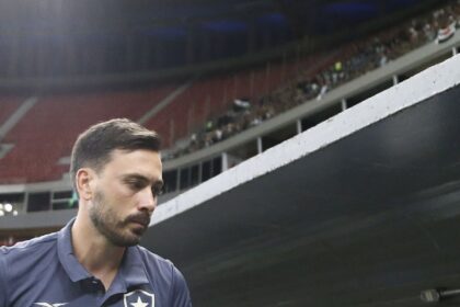 botafogo-anuncia-saida-do-tecnico-italiano-davide-ancelotti