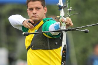 marcus-d’almeida-e-bronze-em-etapa-do-mundial-de-tiro-com-arco-indoor