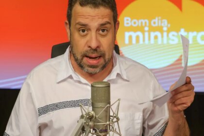 fim-da-escala-6×1-deve-aumentar-produtividade,-diz-boulos