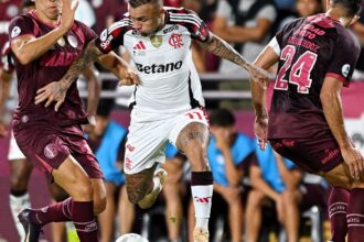 radio-nacional-transmite-decisao-da-recopa-entre-flamengo-e-lanus