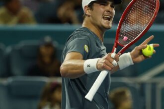 tenis:-joao-fonseca-avanca-para-quartas-de-final-em-monte-carlo