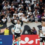 corinthians-derrota-santa-fe-e-segue-100%-na-copa-libertadores